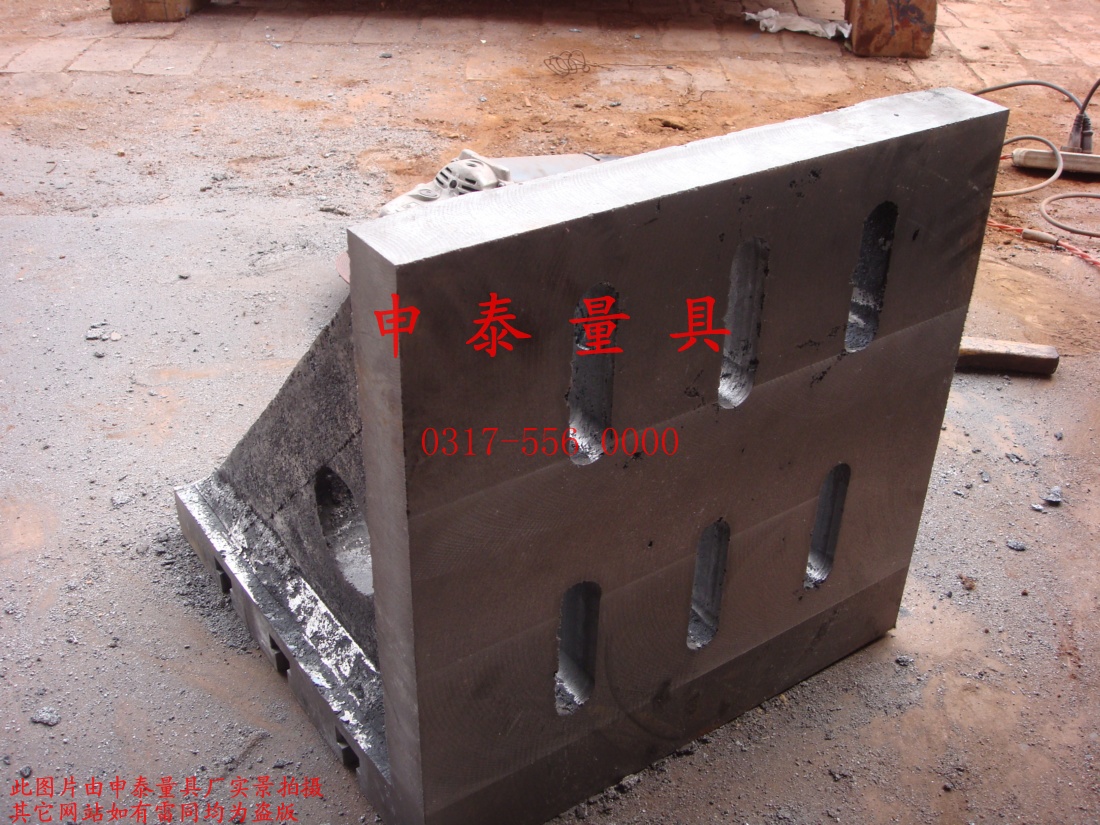 �T�F����